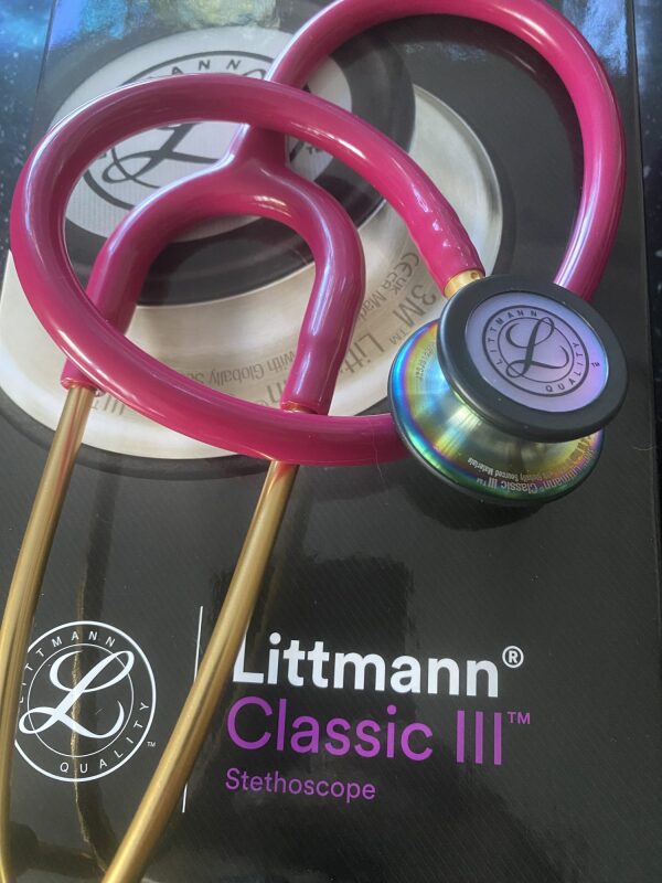Very pleased with the purchase. A beautiful and high-quality stethoscope. Fast delivery. A 10 out of 10!